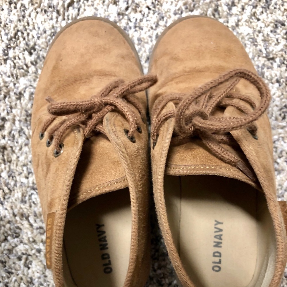 Shoes - Picture 2 of 5